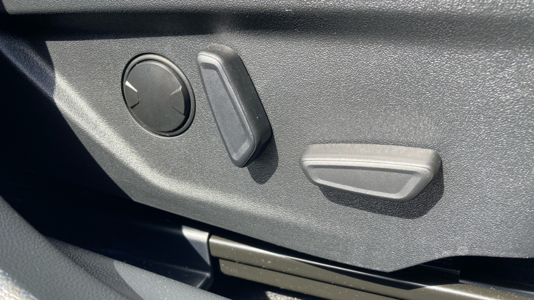 Ford Focus 1.0 EcoBoost Hybrid mHEV 155 Titanium X 5dr Auto Petrol Estate